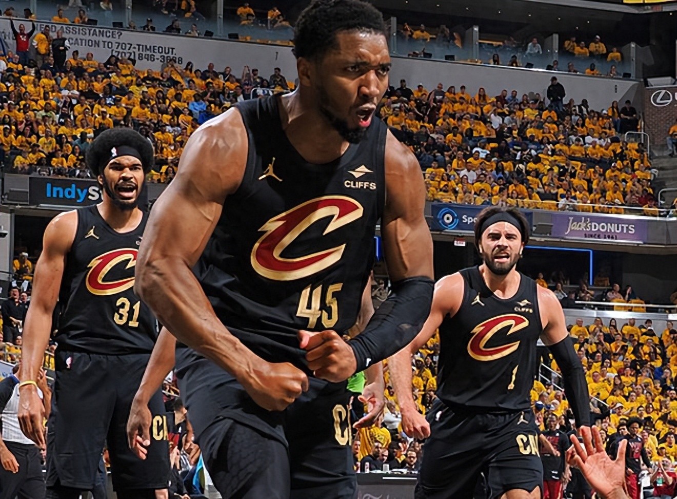 关于多特蒙德发布备战花絮，清晨回应争议，NBA季后赛任务艰巨，训练强度明显提升的信息