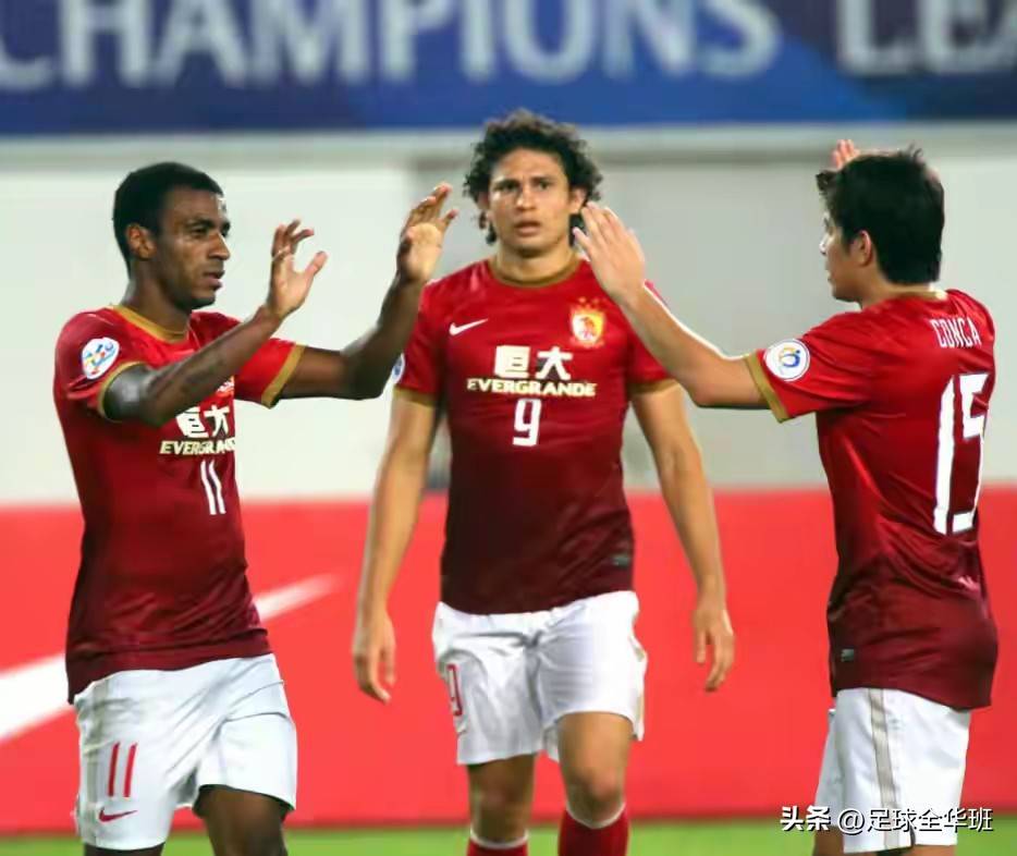 里程碑夜！上海海港再遭质疑，亚冠加时末段刷纪录，底气十足，资深球员宣示担当的简单介绍
